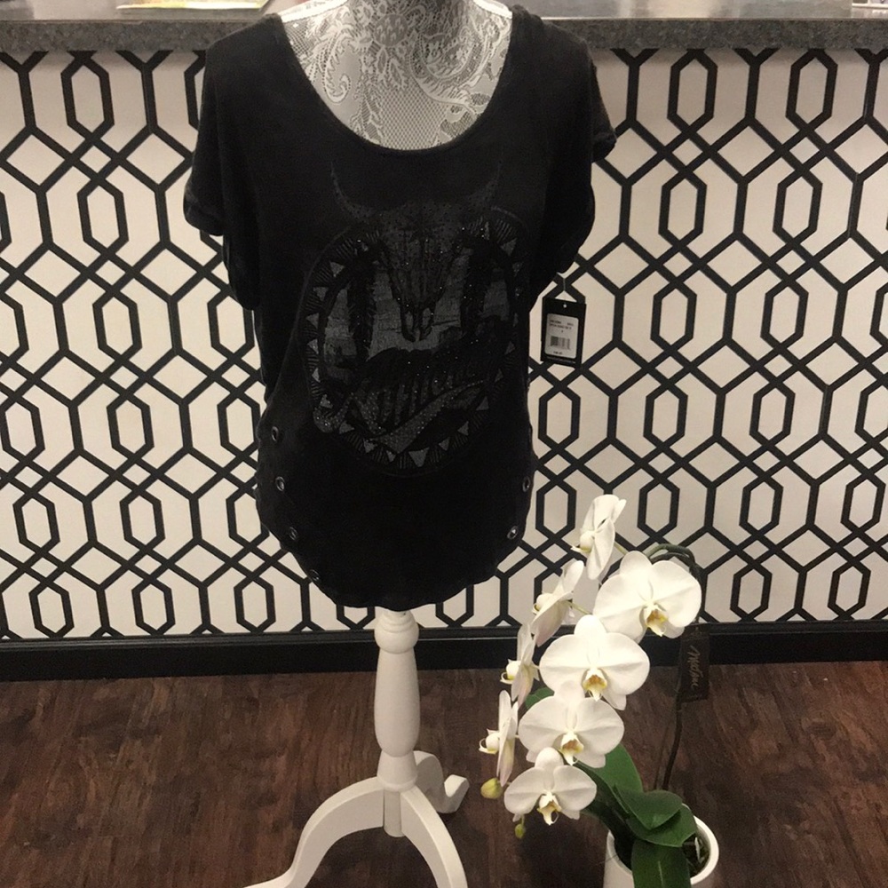 Affliction open back shirt